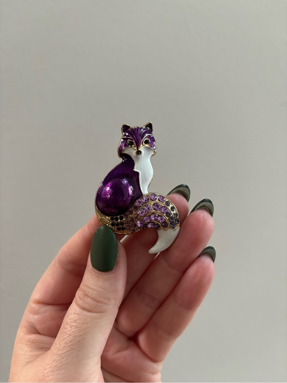 Vintage Inspired Gold Tone Purple Fox Brooch with Gemstones